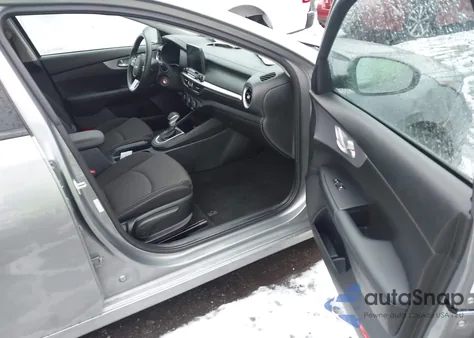 2024 Kia Forte Lxs из США, поврежденный, VIN 3KPF24AD5RE716880